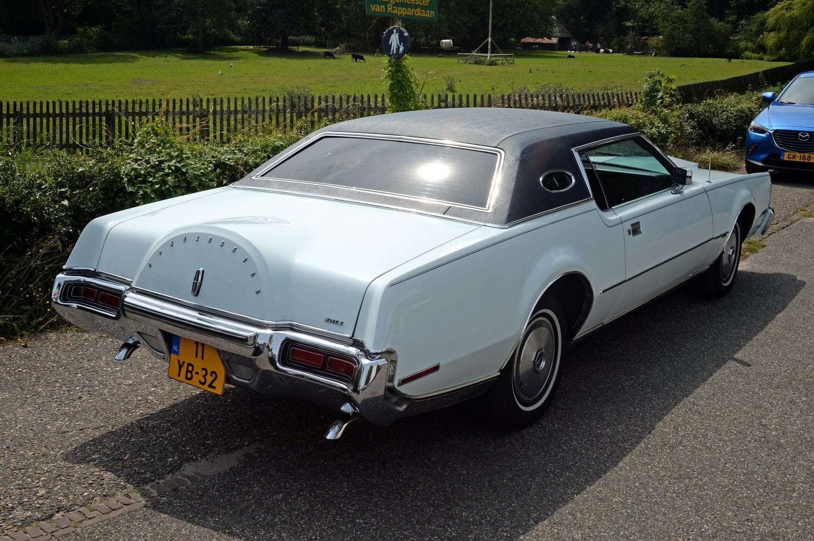 1973 Lincoln Continental Mark IV - Ford cars (2)