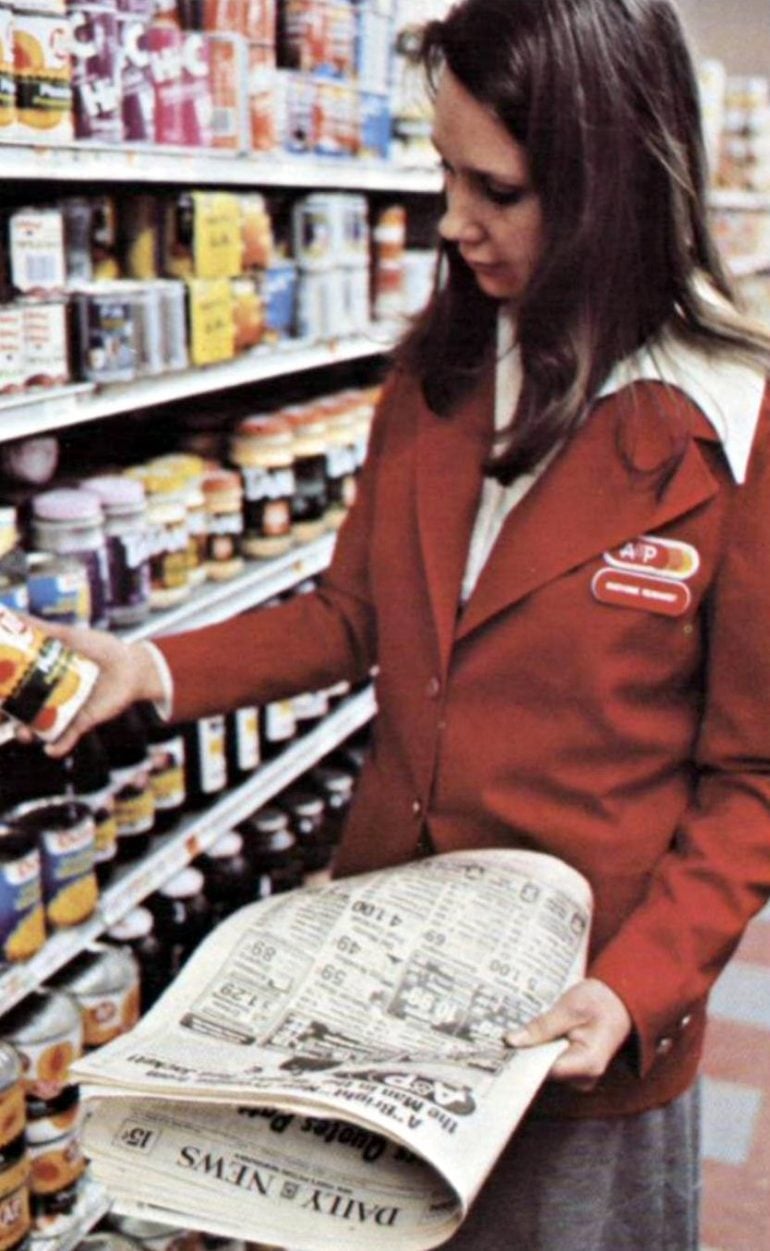 100 snapshots of 1970s supermarkets: Vintage vibes & prices we can only