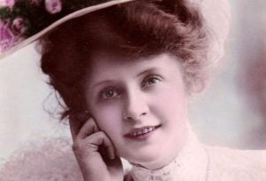 Actress Billie Burke with flowered hat