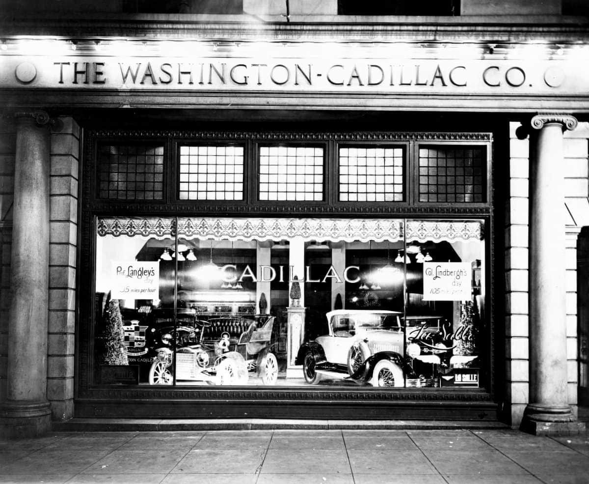 See inside vintage 1910s & 1920s car showrooms in Washington DC Click