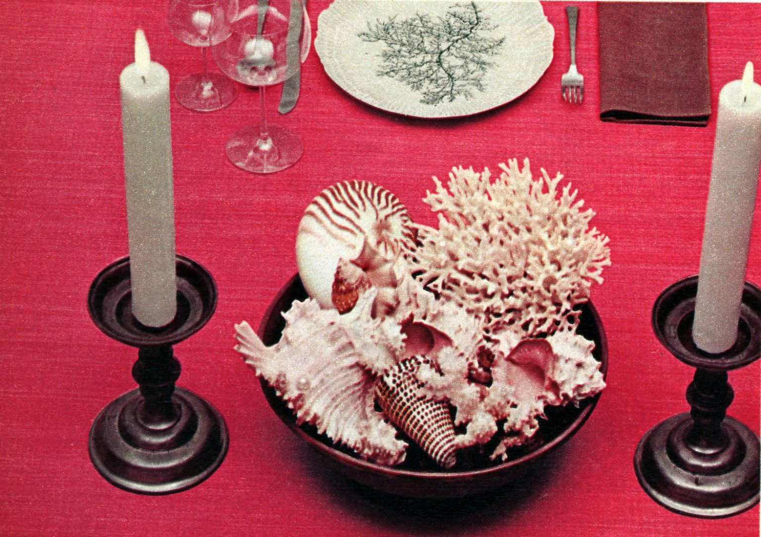 40 vintage centerpiece ideas: Table decor from yesteryear - Click Americana