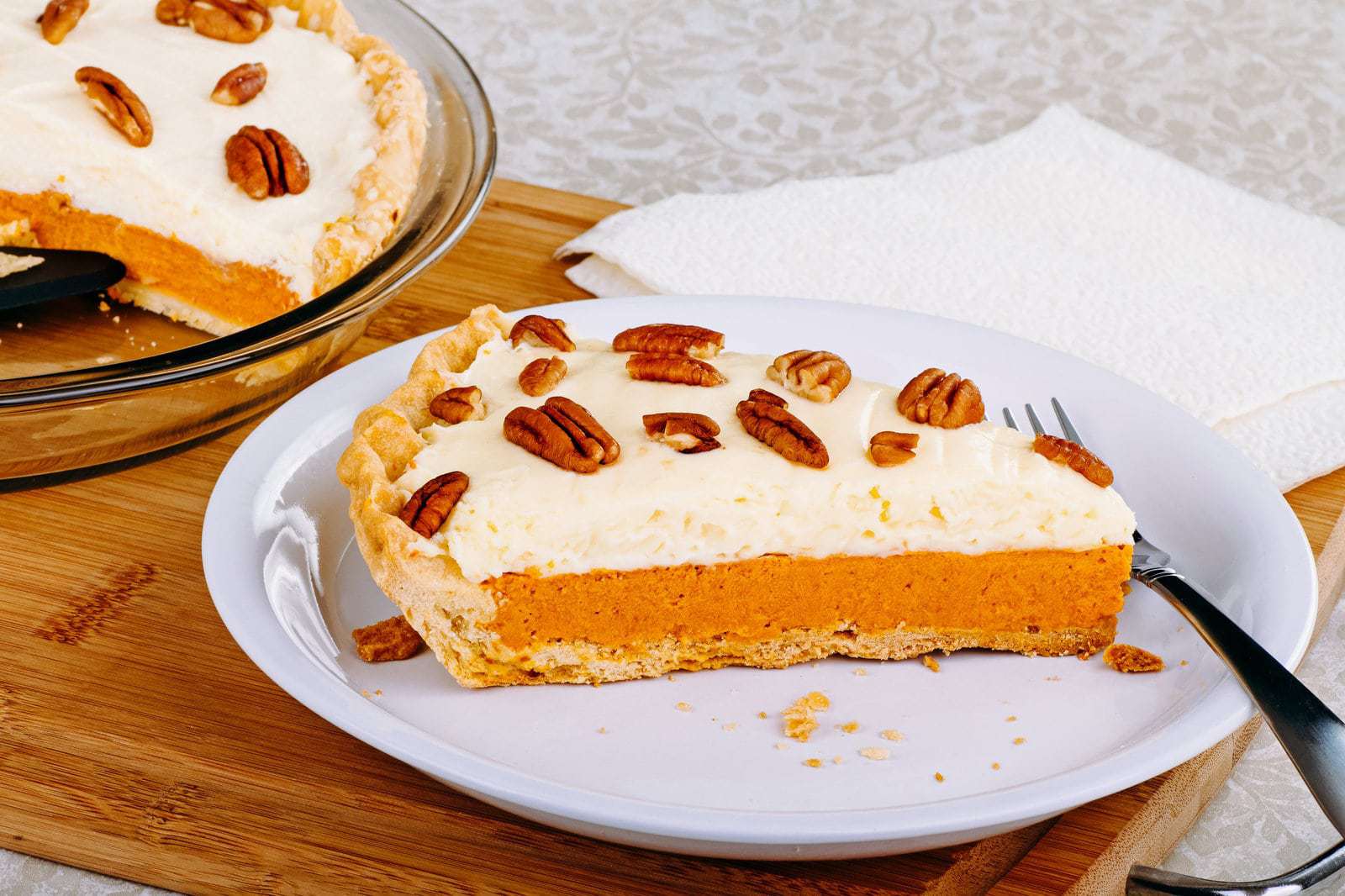 delicious cheesecake pumpkin pie