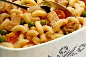Chicken macaroni casserole retro recipe