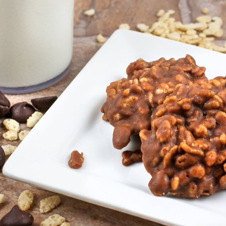 Chocolate and butterscotch coated Rice Krispies treats - No bake retro recipe