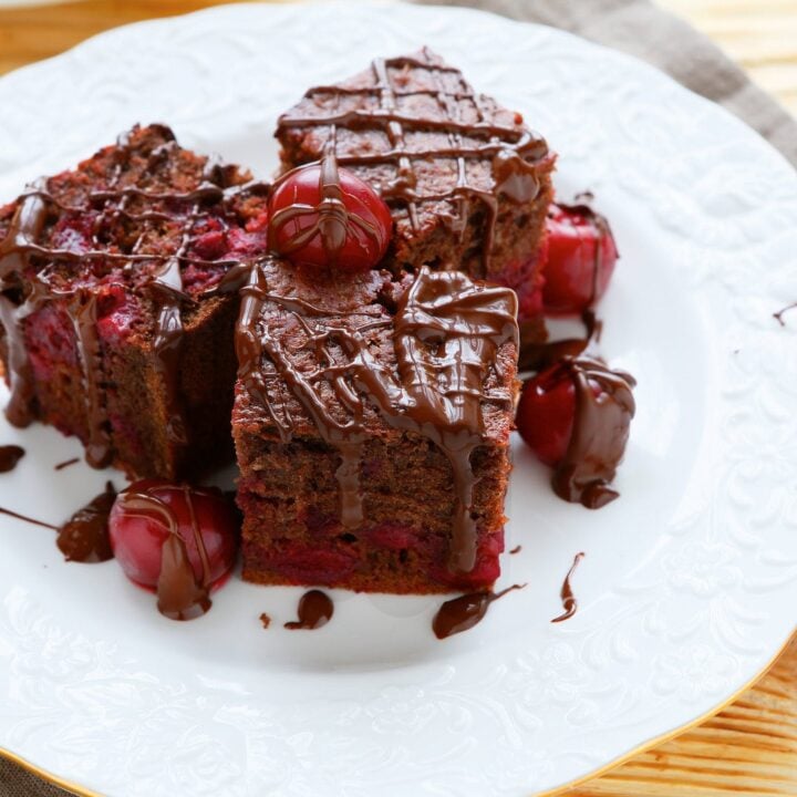 Chocolate cherry brownies recipe