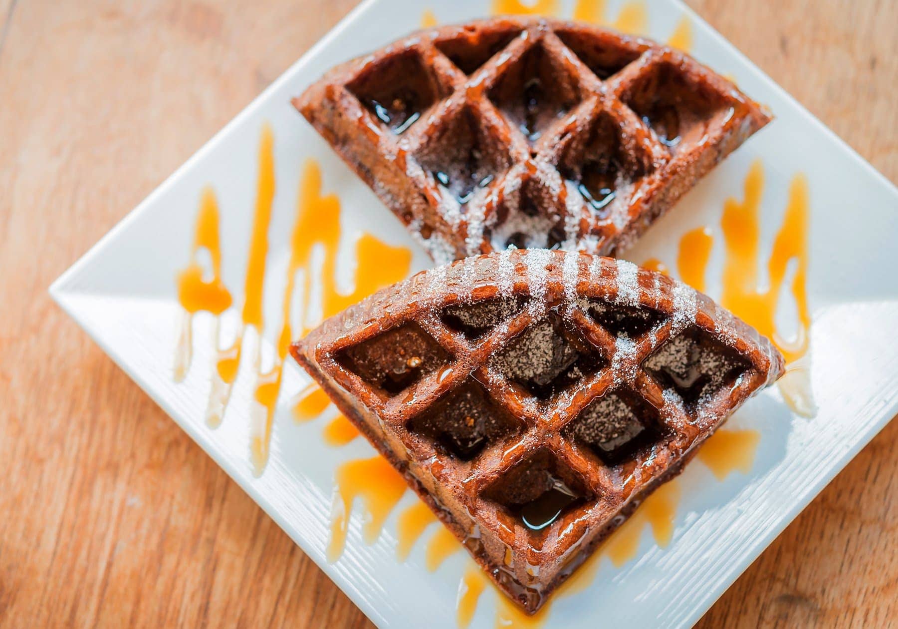 10 ways to make oldfashioned waffles (1939) Click Americana