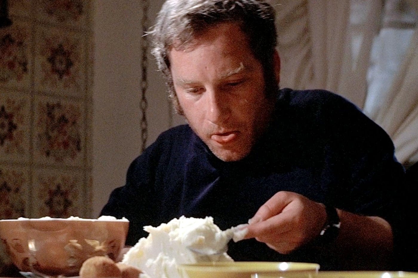 Close Encounters - Mashed potatoes scene