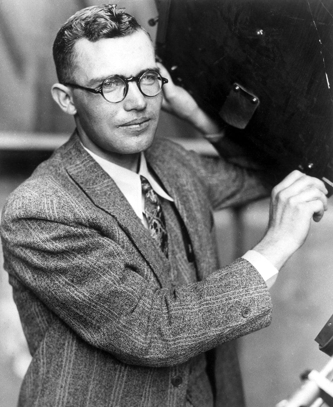 How young Clyde Tombaugh discovered Pluto back in 1930 Click Americana