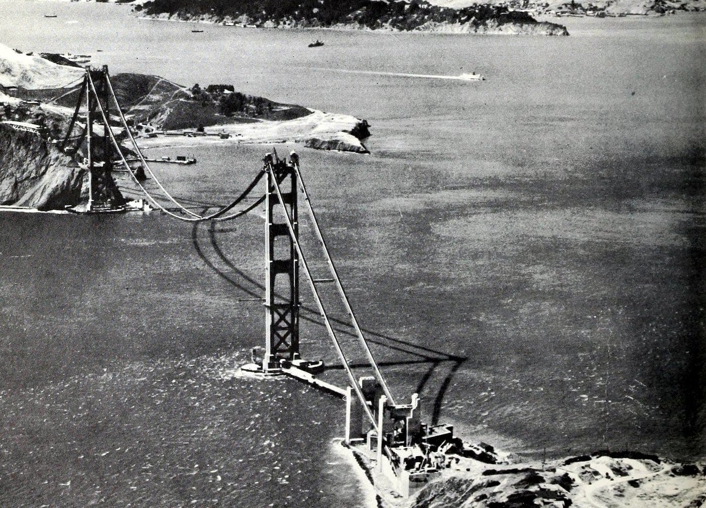 How was the Golden Gate Bridge built? See how daring visionaries made history, plus see photos of the construction (1930s) 8 Construction of the Golden Gate Bridge - 1930s (9)