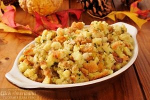 Cranberry-mushroom, sausage-pecan & other sensational stuffing recipes (1972)