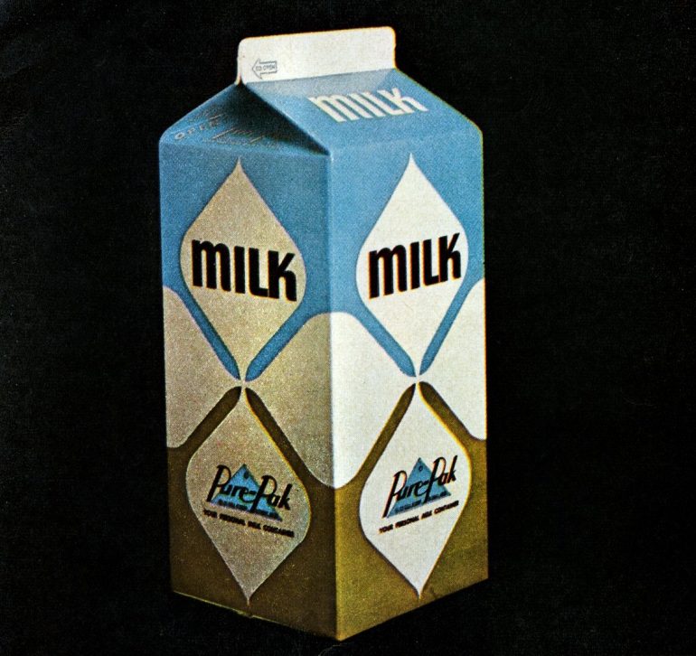 DIY milk carton candle howto Easy retro craft made with ice & wax