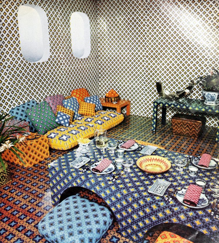 See 60s & 70s boho living room decor with an eclectic, cozy vibe ...