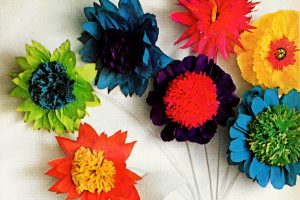 Dennison crepe paper flowers from 1967