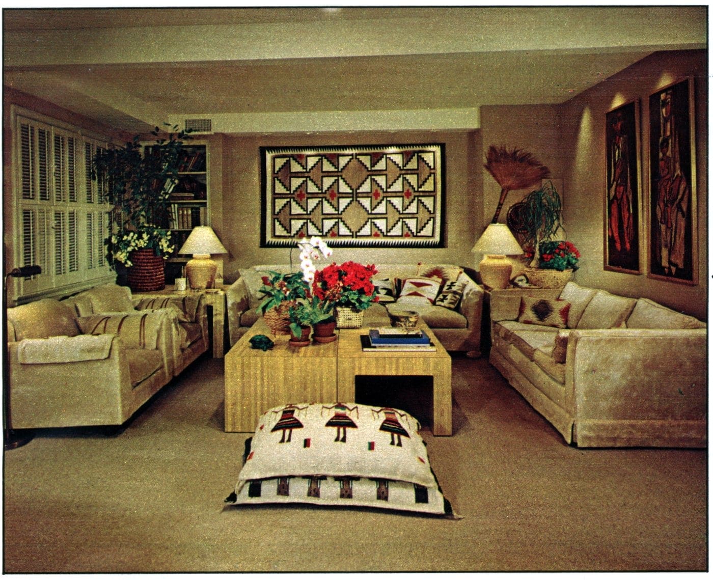 Dinah Shore's home tour: See inside her charming Beverly Hills house in the 1960s & 70s 9 Dinah Shore's Beverly Hills house in 1978 (8)