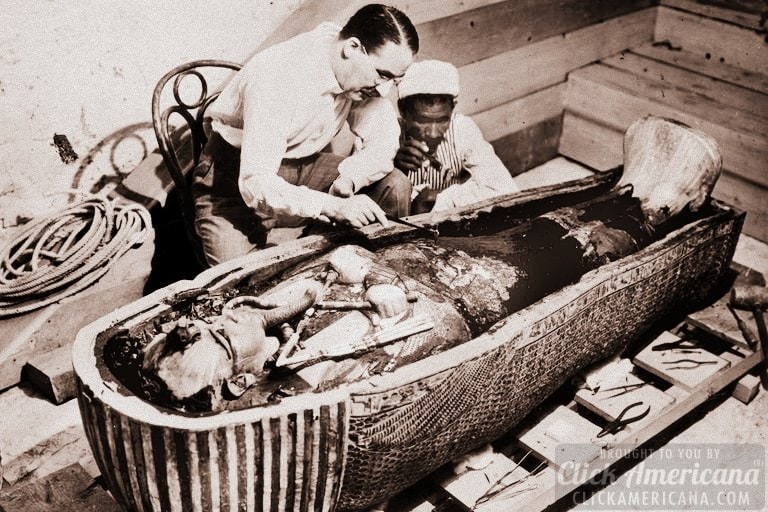 Discovery of Tutankhamun's tomb in Egypt 1920s