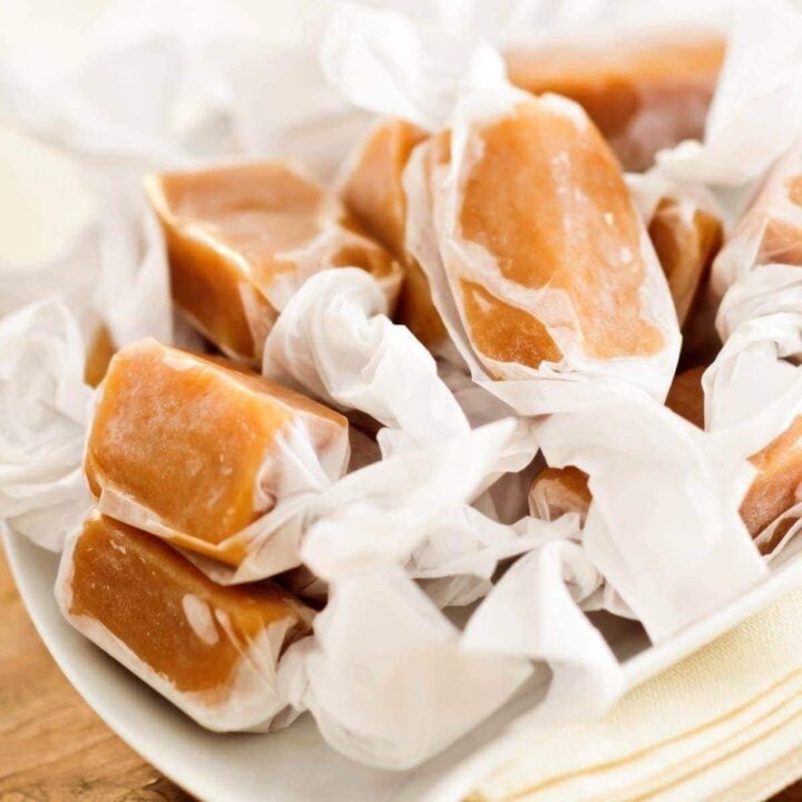 Easy ways to make classic caramel candy at home (1958)