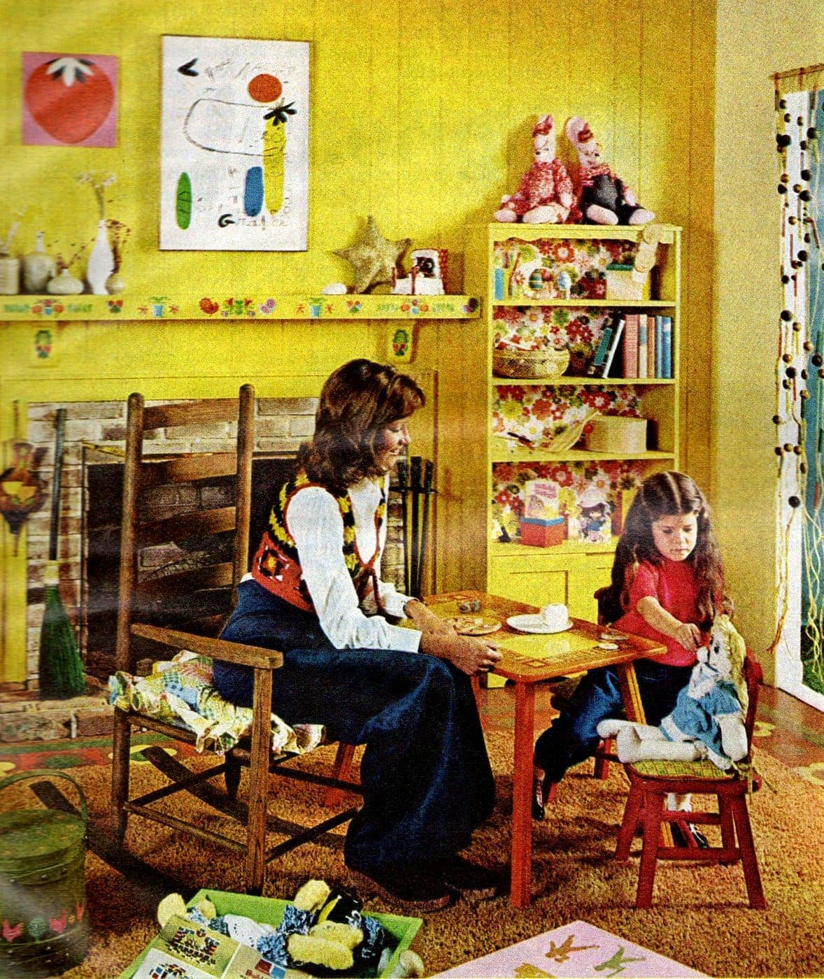 Easy, low-cost household tips from the '70s for cleaning, home improvement & more 8 Family at home - Mother and daughter tea party