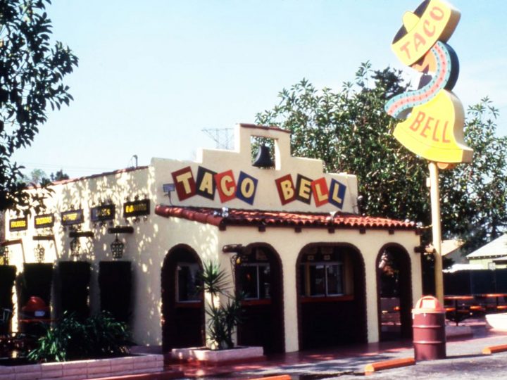 Taco Bell in the 1960s, 1970s & 1980s See their old restaurants, and