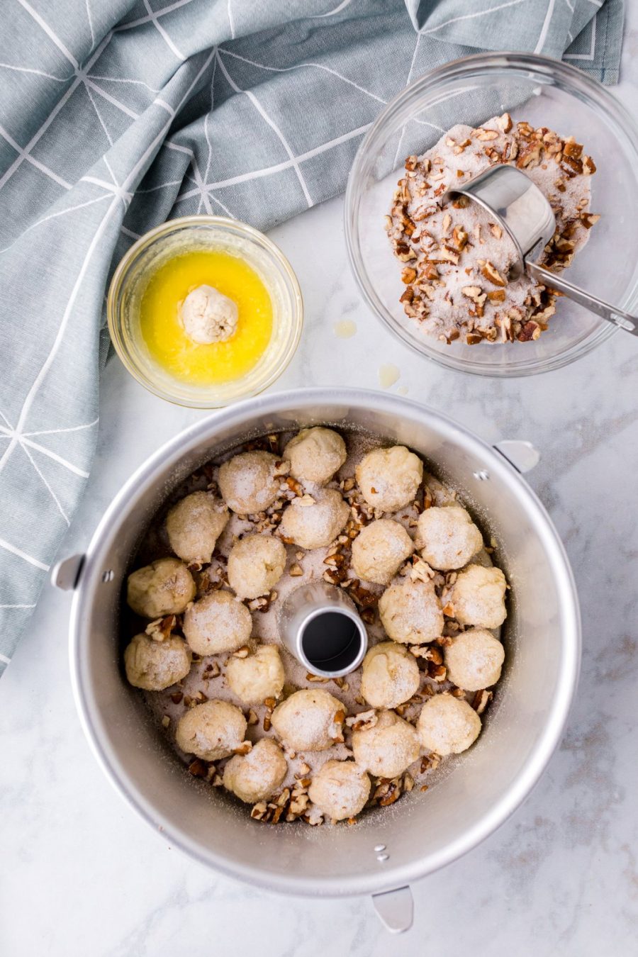 Delicious oldfashioned monkey bread recipe from the 1960s, stepby