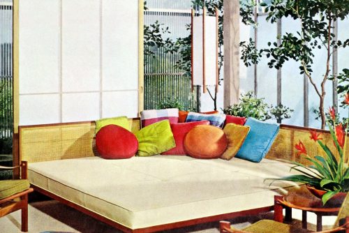 Flowing space from indoors to out made this small house seem larger