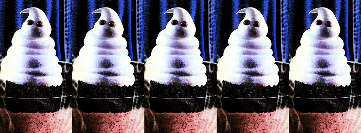 Ghostly halloween pudding cups