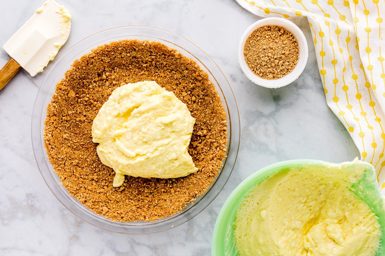 Graham cracker crumb pie crust photo by Click Americana