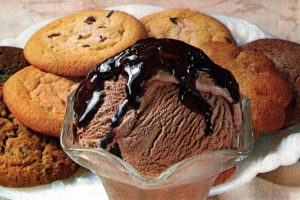 How to make easy homemade chocolate ice cream