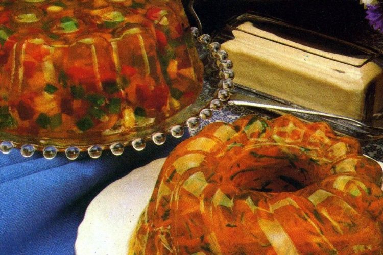 JellO harvest ring salad recipe (1979) Click Americana