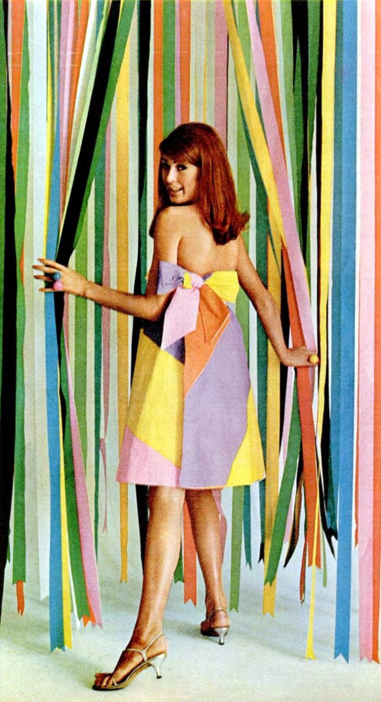 See 1960s paper dresses, the retro dressinacan, foil dresses & other novelty womenswear