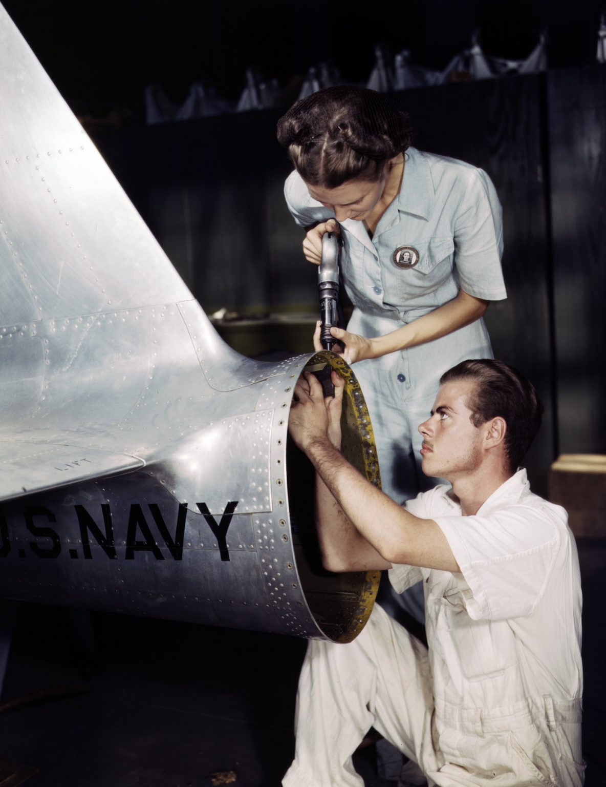 See 50 reallife Rosie the Riveters & other women war workers from WWII
