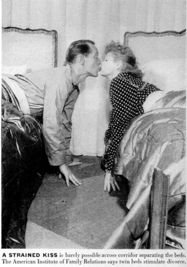 Did married couples really sleep in separate beds back in the '50s