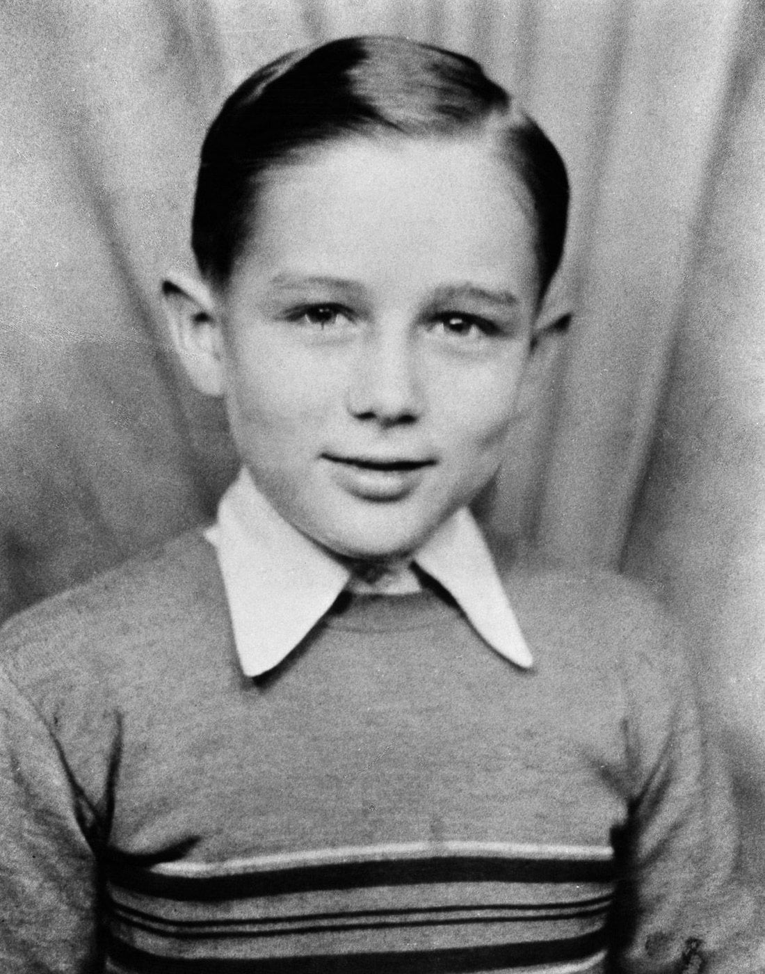 Old James Dean school portrait