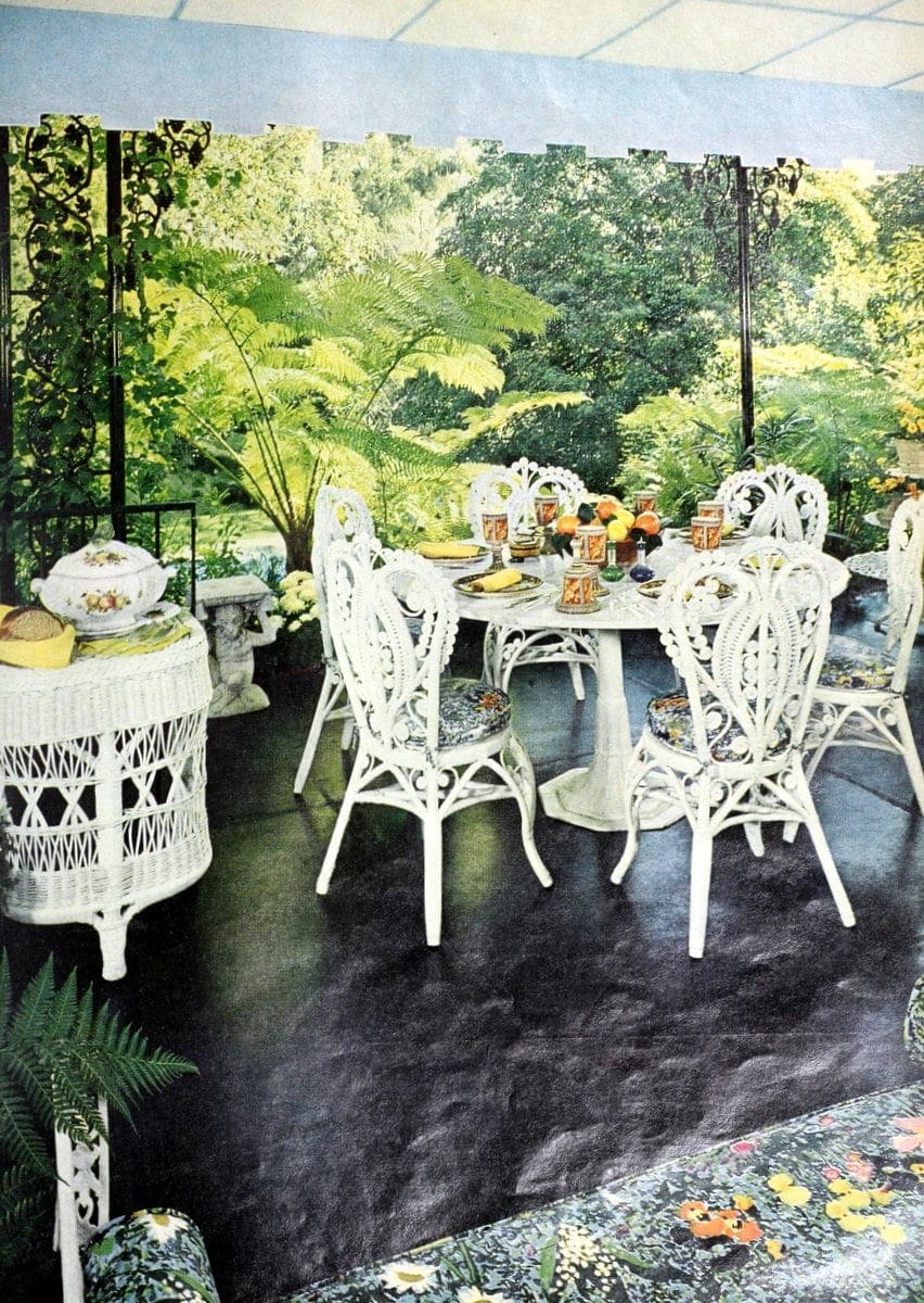 See 60 vintage patio furniture sets that offered outdoor relaxation the