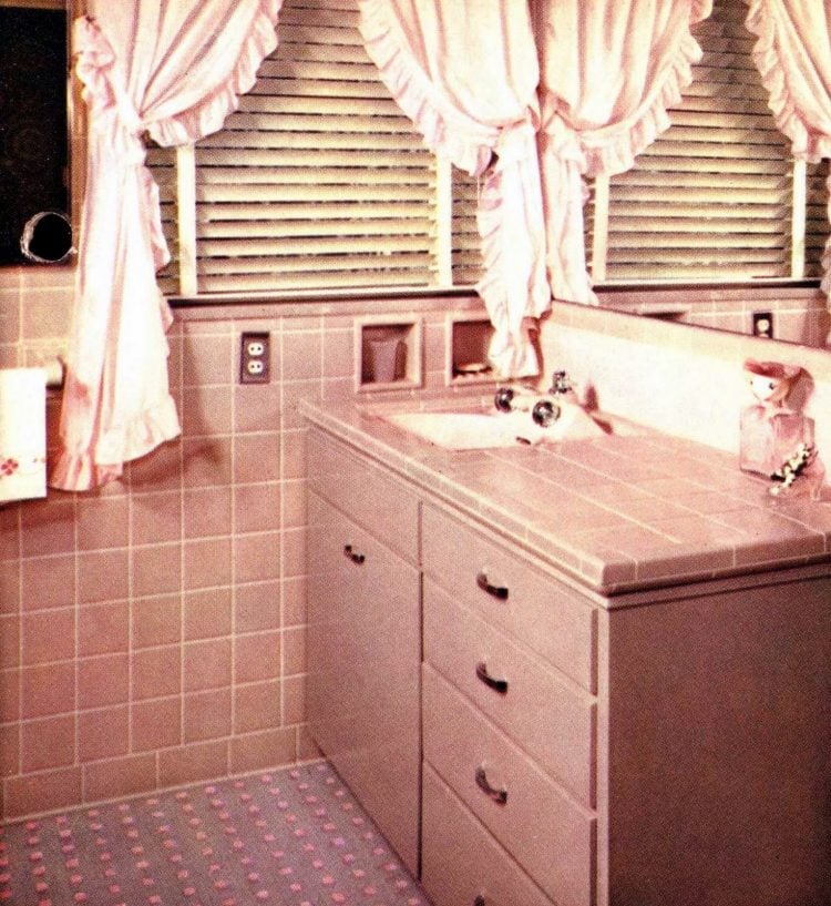 36 vintage 1950s bathroom tile design ideas Click Americana