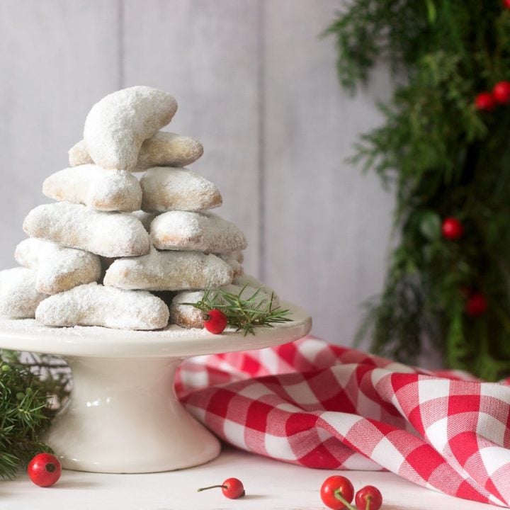 Powdered sugar Christmas cookies - Pecan fingers cookies