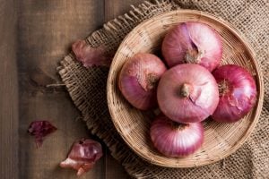 red onions in basket