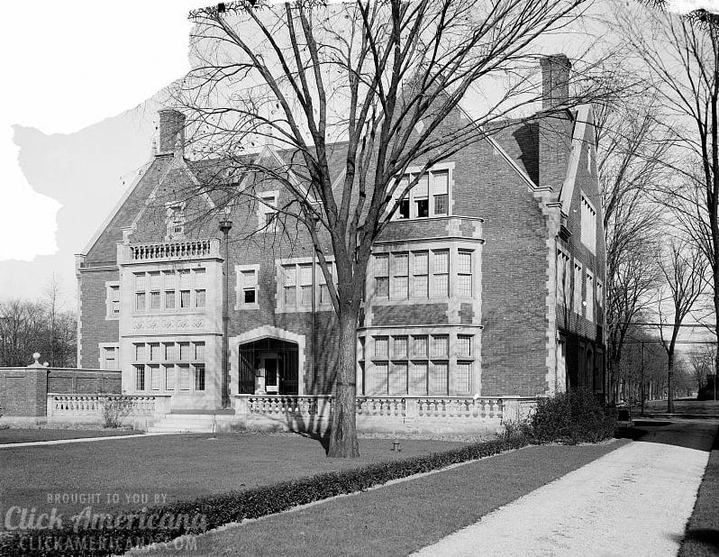 Residence of Mr. Dwight Cutler, Detroit, Michigan c1910