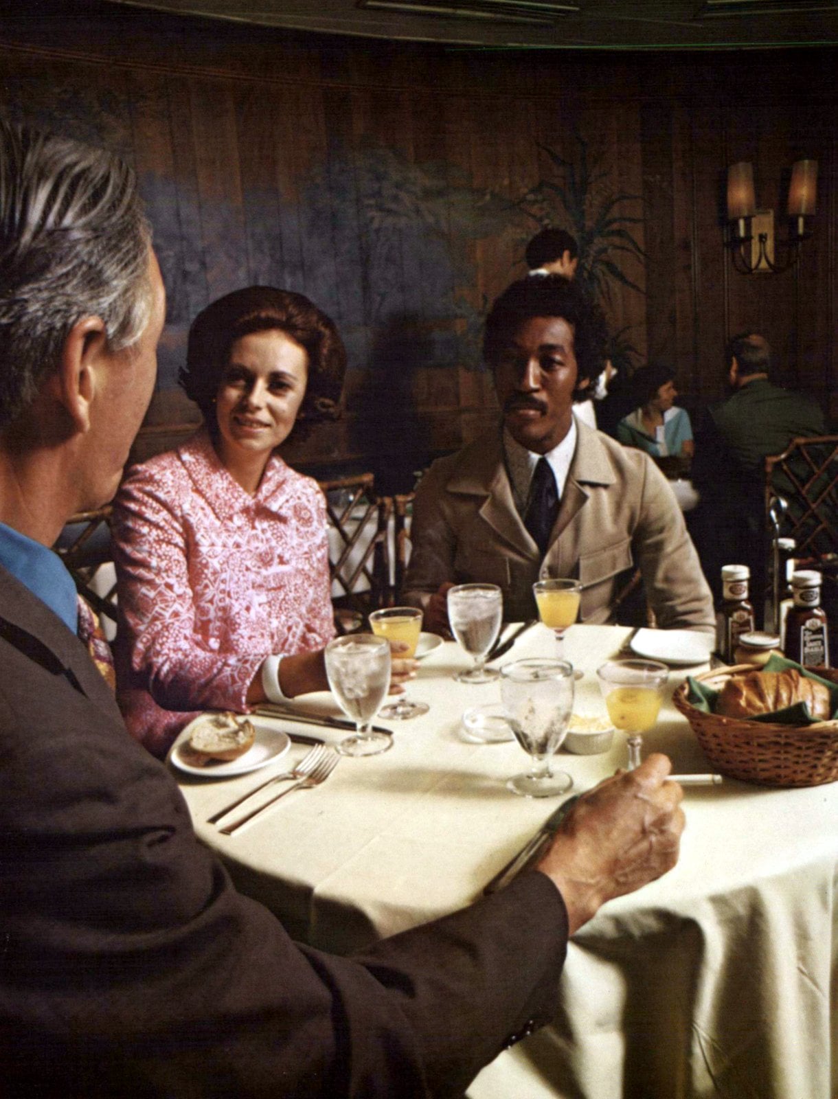 Restaurant in 1971 via ClickAmericana com