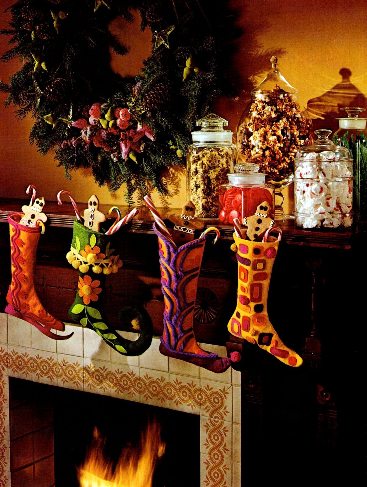Vintage Christmas decorations with 60s and 70s style: Bright, colorful & homemade 4 Retro 60s-style Christmas stockings via ClickAmericana com