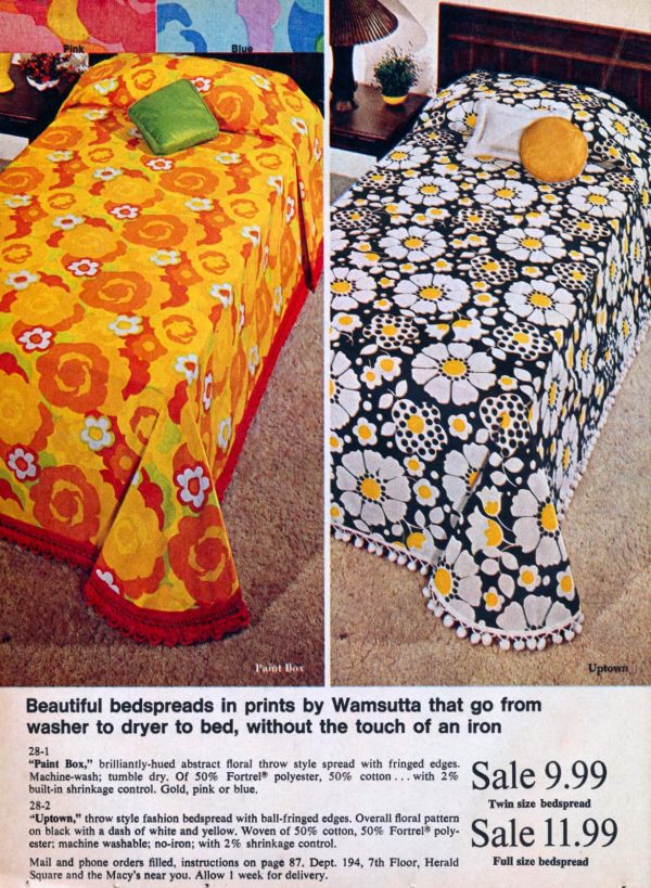 Loud & proud! Retro sheets and towels with major flower power (1970