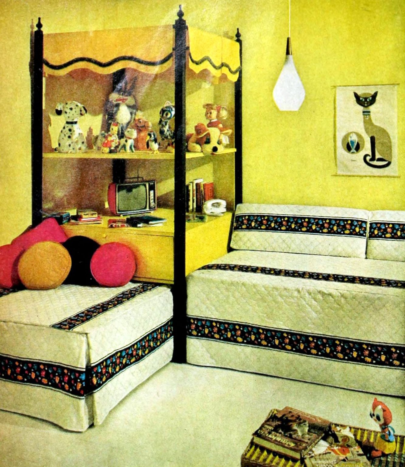 36 fun & retro ideas for kids room decor with real 60s style Click