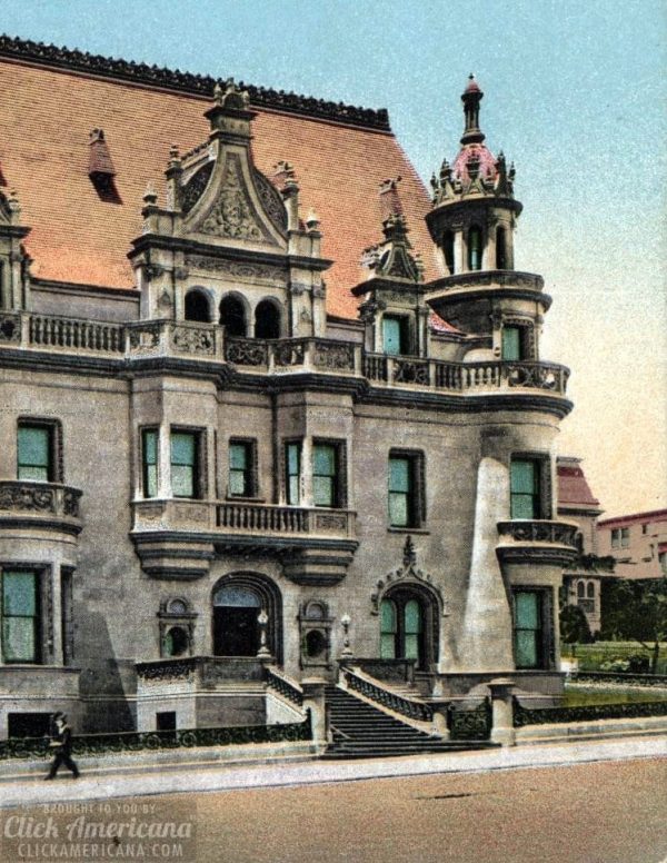 Spreckels Mansion in San Francisco See the luxurious old home of sugar