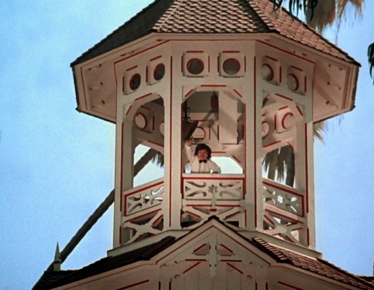 Fantasy Island began as a joke & became a Saturday night staple for 7 seasons (1977-1984) 4 Scenes from vintage Fantasy Island TV show (1)