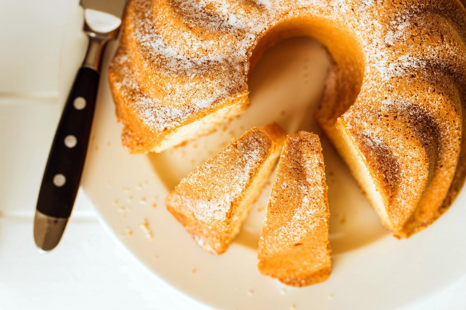 Sherry bundt cake recipe from the 1980s - Click Americana