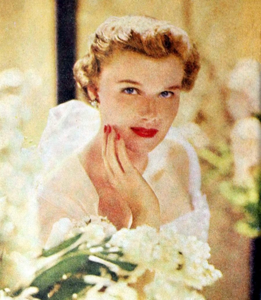 How to create short 1950s hairstyles for some vintage flair - Click Americana