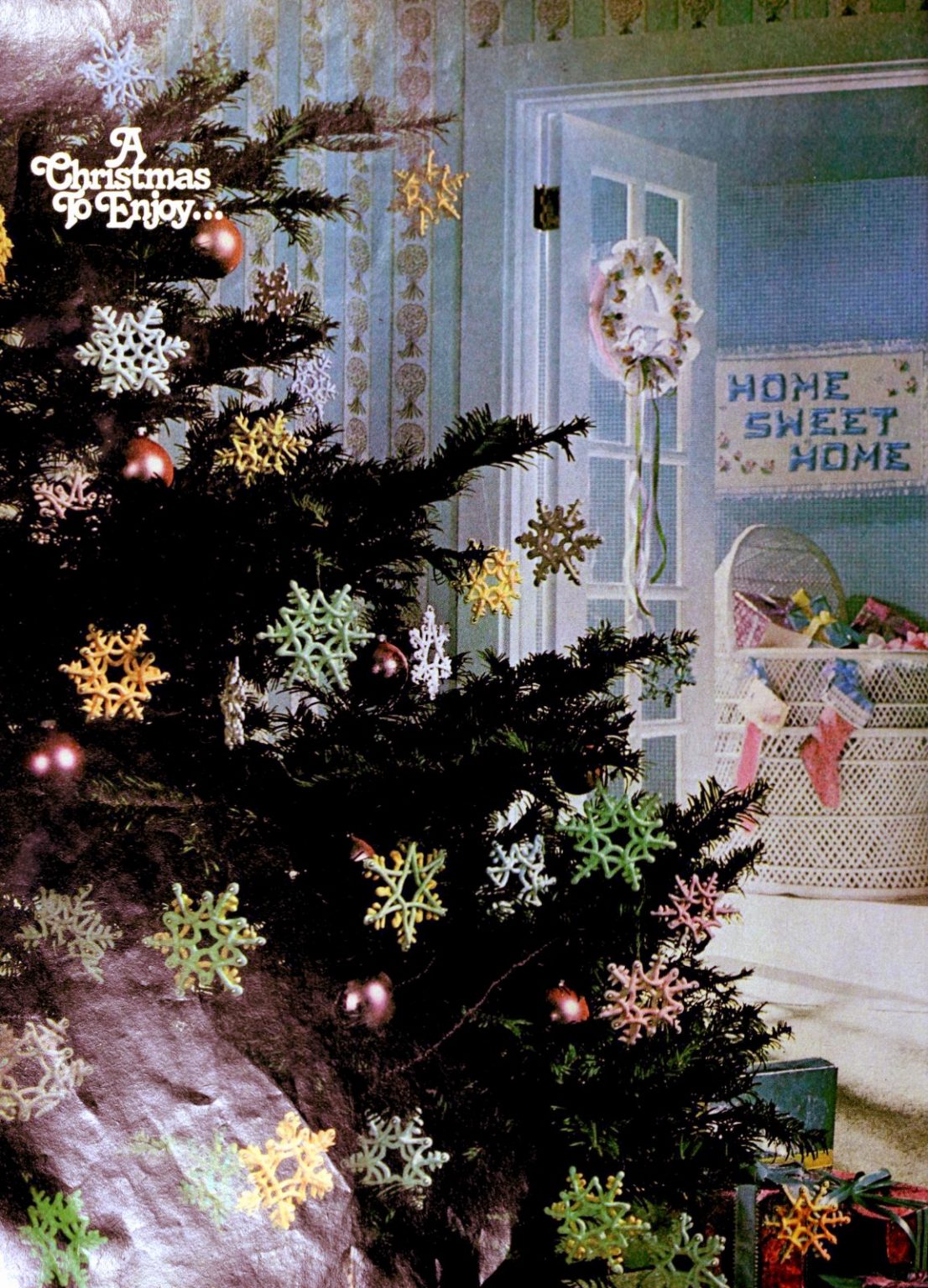 Christmas Trees In The 70s See 55 Fun Flashy Whimsical Trends We Simple 70s Christmas Tree With Snowflake Ornaments 1976 1106x1536