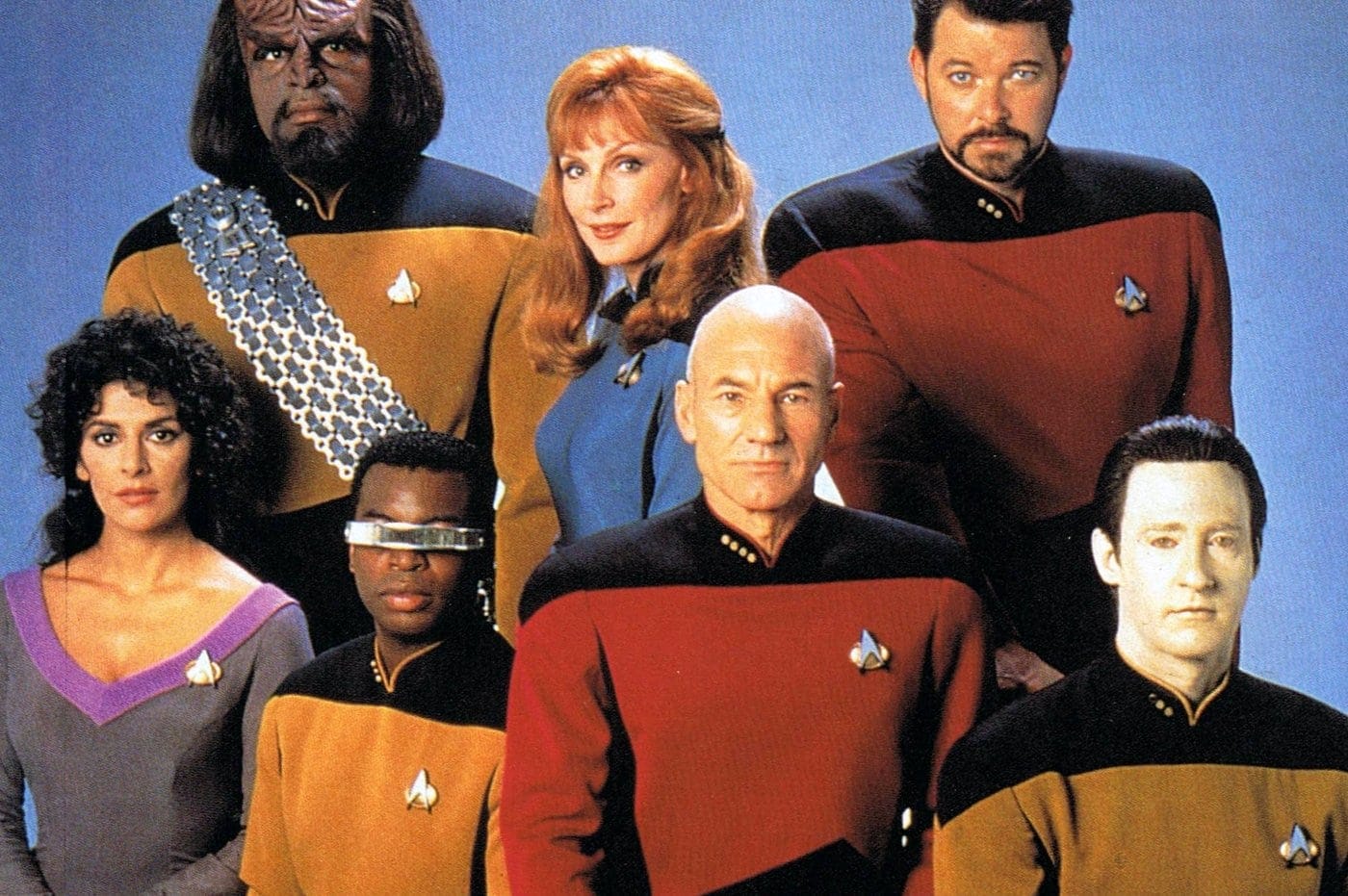 Star Trek: The Next Generation was the surprisingly popular hit that made Picard a household name (1987) 2 Star Trek - The Next Generation - Cast