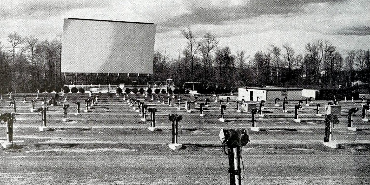 Totowa Drive-in, New Jersey (1959) via ClickAmericana com