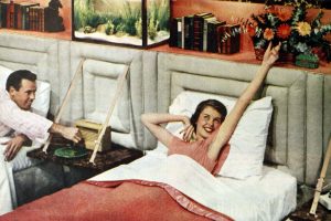 Two single beds for married couples from the 1950s (13)