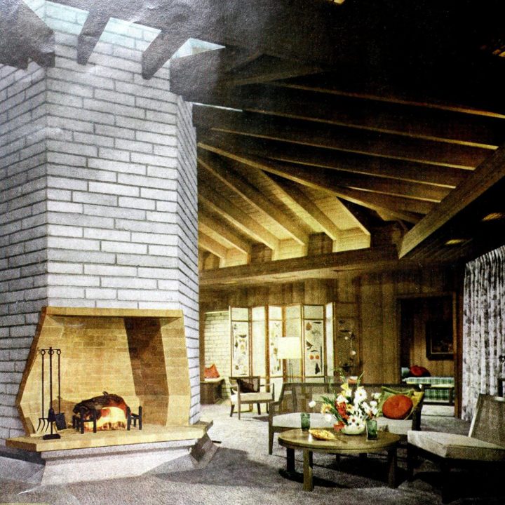 Vintage 1950s hexagonal living room (3)